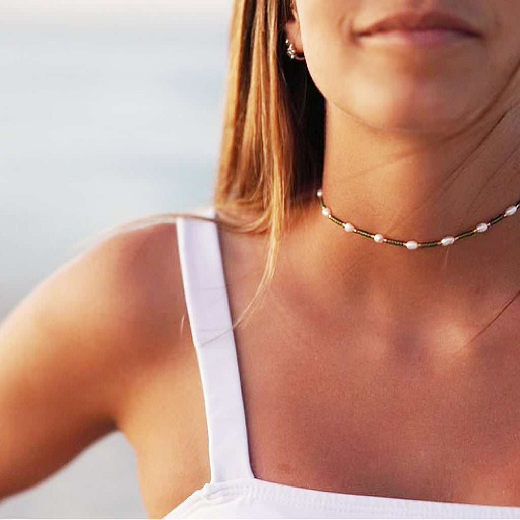 Choker Necklace: The On-Trend Jewellery Alert
