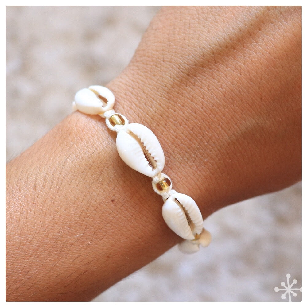 Cowrie Shell Bracelet with gold transparent beads
