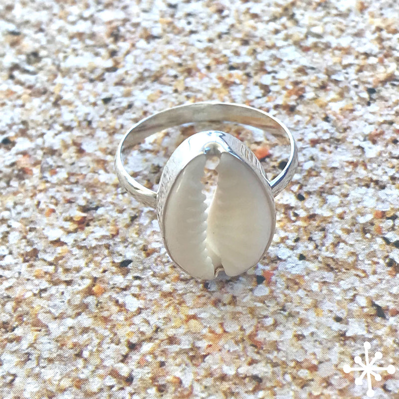 Cowrie Shell Ring Simple