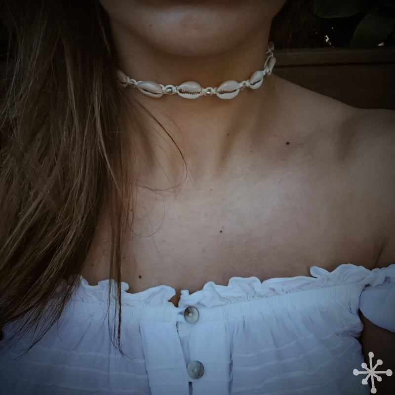 Cowrie Shell Choker 5 / Cream Cord / Silver Beads