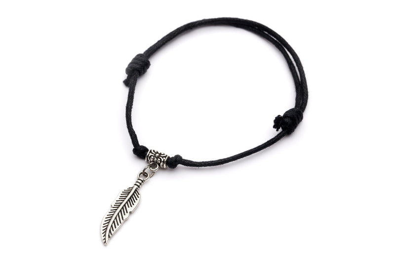 Feather bracelet with sliding knots