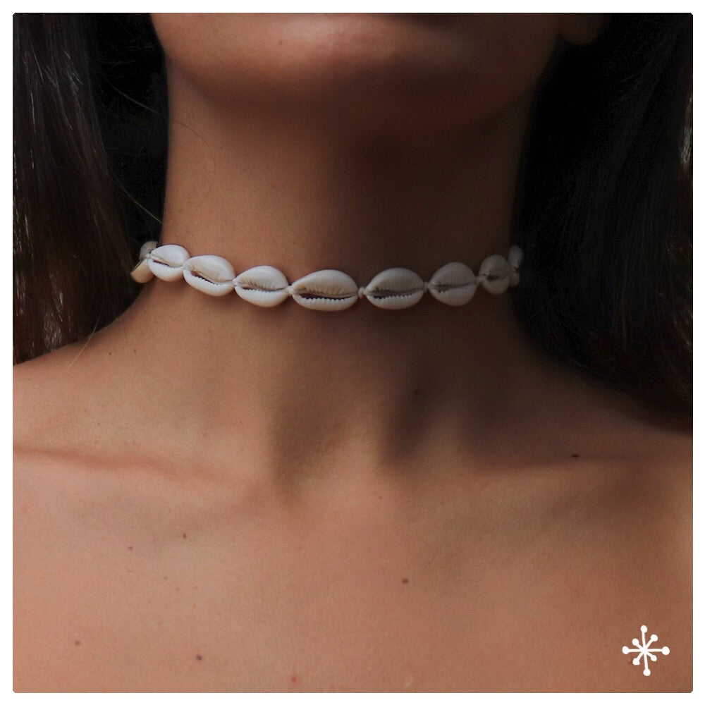 COWRIE SHELL CHOKER Cream Cord