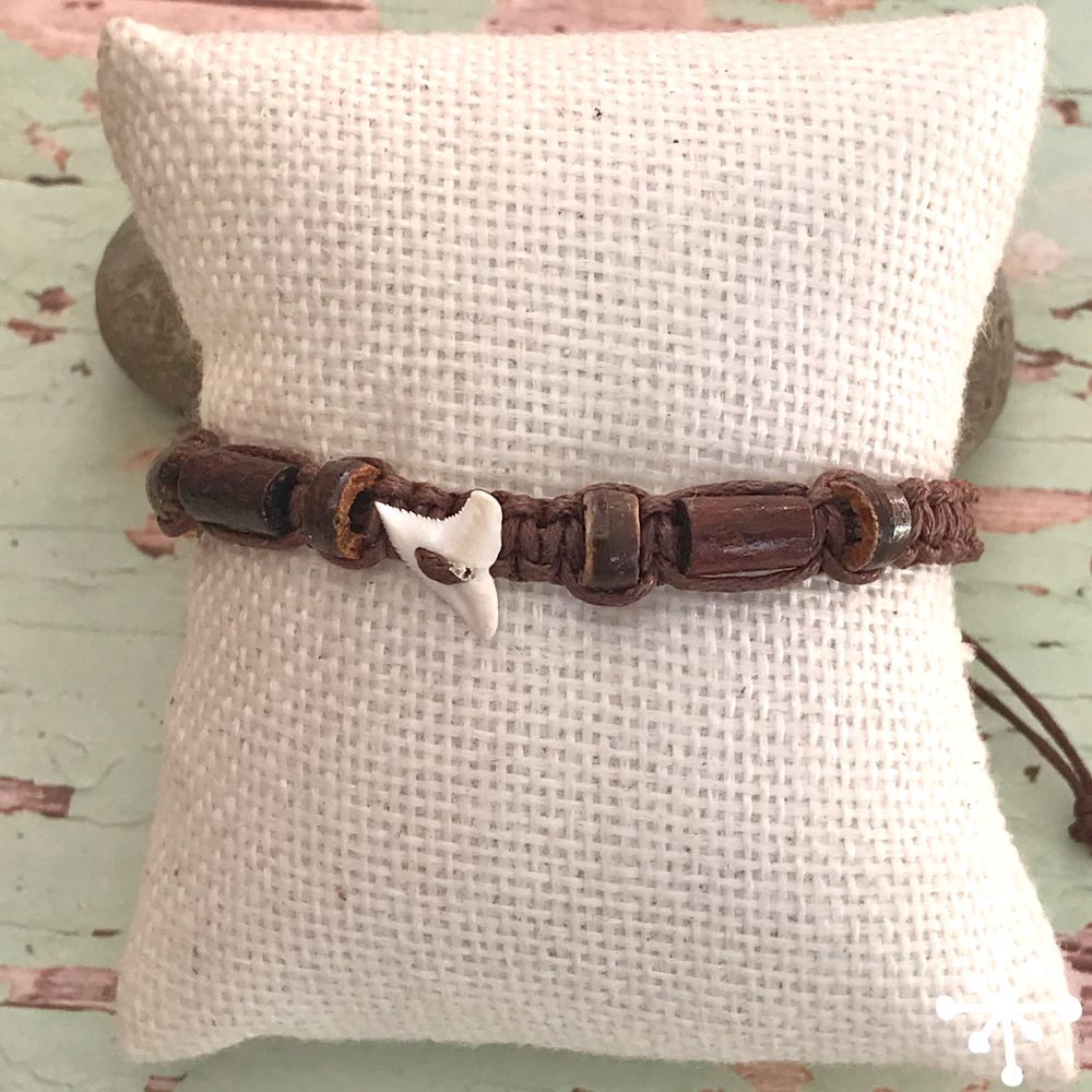 Shark tooth bracelet macrame knots dark brown