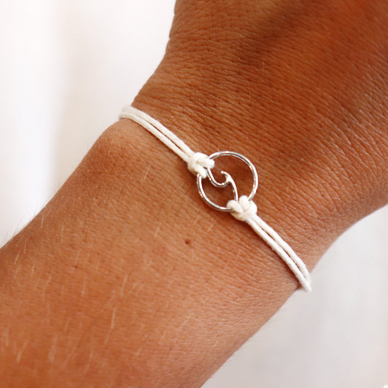 Surf bracelet silver wave with cream cord